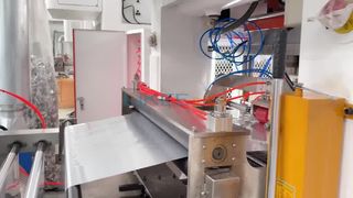 Britse eiertaartvormtest op de T80-productielijn voor aluminiumfoliecontainers