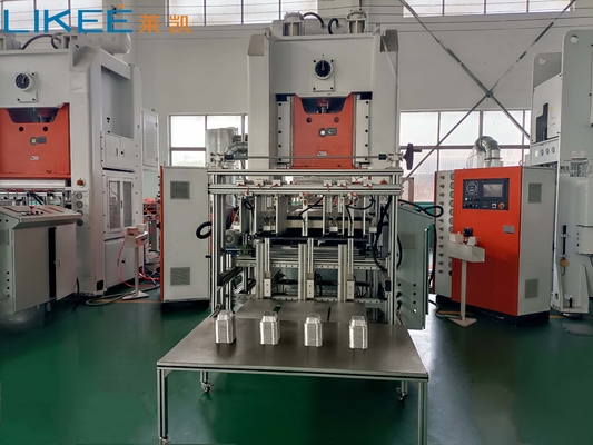 kopen Op maat gemaakte geïmprimeerde aluminiumfoliecontainermachine Mistubushi PLC Control Simense Motor online manufacture