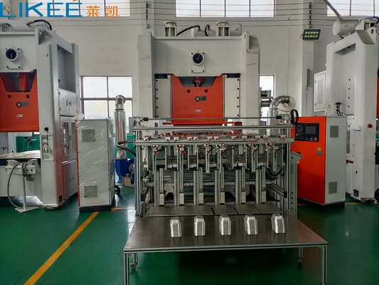 kopen Schneider Electrical 5~6 holtes 12000pcs/uur Speed Aluminium Foil Tray Making Machine online manufacture