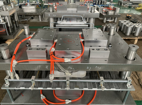 kopen Hoge hardheid aluminiumfoliecontainers Punch Mould Custom Design online manufacture