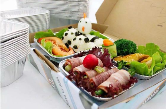 kopen LK-T80 Food Container Punching Machine Automatic for Making Food Fish Pan Type online manufacture