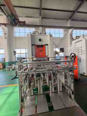 kopen Aluminiumfolie Container Machine voor het maken van voedselopslag Barbecue Oval Wegwerp online manufacture