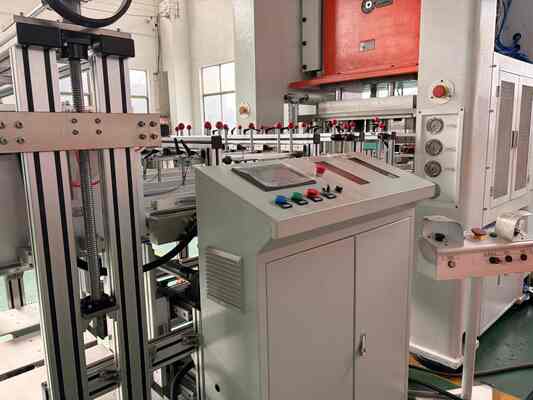 kopen LK-T80 Aluminiumfoliecontainermachine - gemakkelijke bediening 1 persoon online manufacture