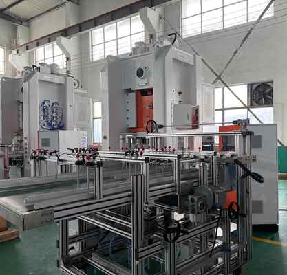 kopen LK-T80 Afhaalvoedselverpakking Wegwerp Aluminiumfolie Container 3 Compartimenten Folie Pan Machine online manufacture