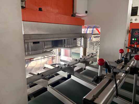 kopen LK-T80 Aluminiumfolie-machine met 80 ton drukvermogen, solide structuur en 10-jarige levensduur online vervaardiging