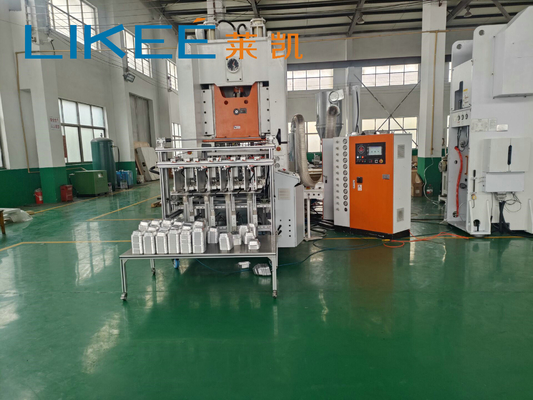 het Aluminiumcontainer die van 12000pcs/H 26KW tot Machine maakt de Zilveren Machine van de Foliecontainer
