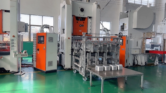 26KW Mechanische krachtbron Aluminiumfolie Container maken machine voor 1-5 holtes