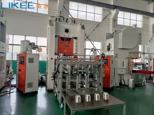 1-5 holtes Capaciteit Elektrische aluminiumfoliecontainermachine 380V 50HZ 3-fase