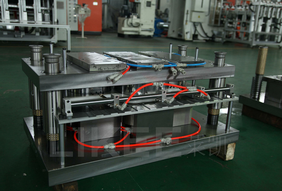 Aluminiumfoliecontainervorm voor aluminiumfoliecontainerproductielijn