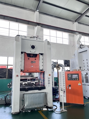 LK-T80 Voedselcontainer Aluminiumfolie Punching Automatic Making Machine OEM ODM Support