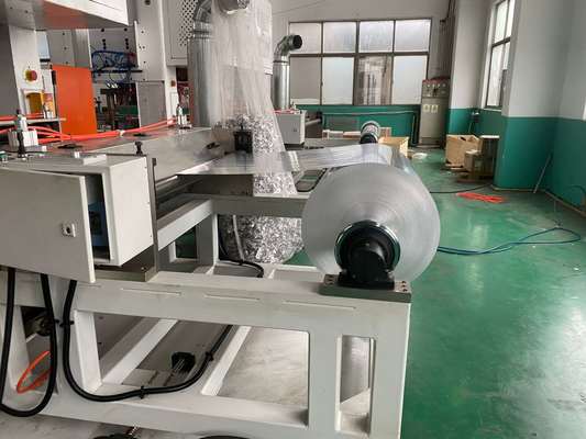 LK-T80 Voedselcontainerpons machine met veiligheidsdeur & automatische stop Volledig conform operatorbescherming