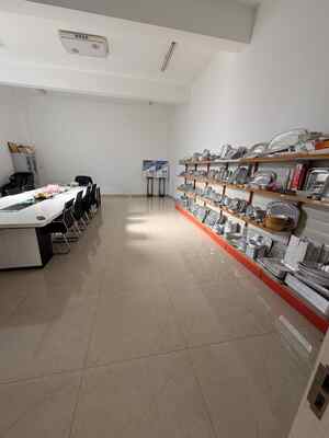 Aluminiumfoliecontainer maken machine recyclebaar gladde wand rechthoekig voor bakken