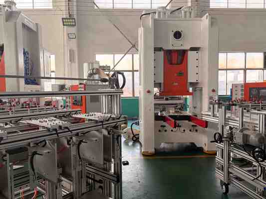 Aluminiumfolie Container Maakmachine Recyclebaar Gladde Wand Rechthoekige Metalen Verpakking