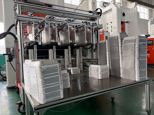 LK-T80 Automatische 3003 legering Wegwerp 450 ml aluminium take-out container maken machine