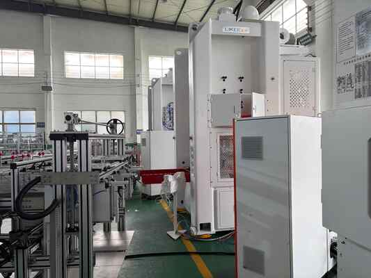 LK-T80 450ml Diepvriesvoedsel Aluminiumfolie Container 0,25mm Dikte Machine